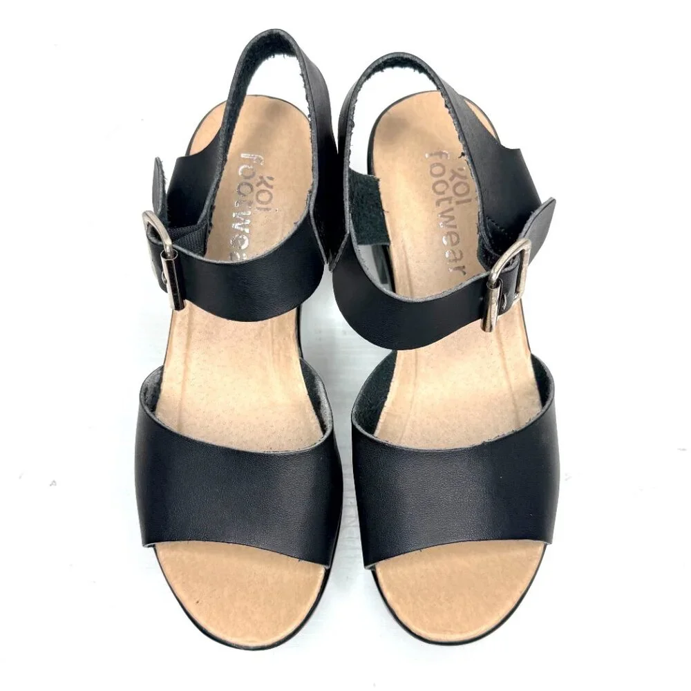 KOI FOOTWEAR Chunky Platform Lug Sole Heel Ankle Strap Sandals Womens 36 5.5 6